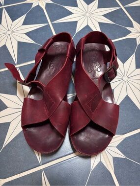 Fly London Women's Leather Cross-Strap Sandals in Burgundy